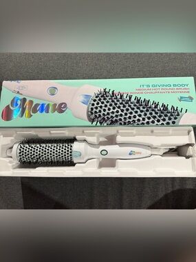 Mane It's Giving Body Medium Hot Round Brush - White/Teal